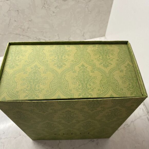 Gucci Green Damask Embossed Cardboard Magnetic Empty Box L 10.2"x W 8.7"x H 4.7" - Picture 5 of 10